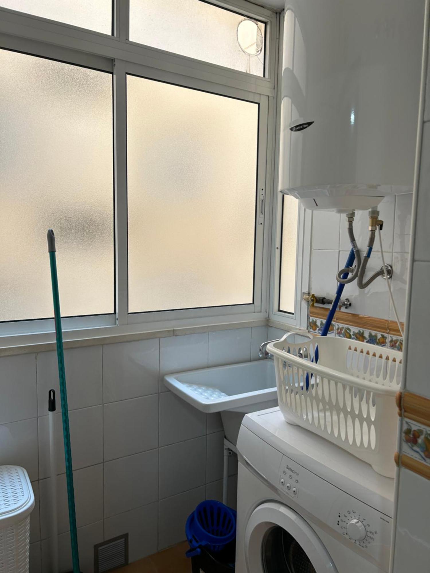 Garden Teatinos, Apartamento Con Piscina Y Ac Málaga Exteriör bild